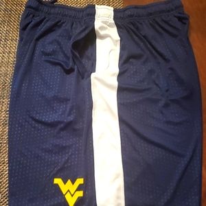 Mens Nike XXL 2XL WVU West Virginia Mountaineers shorts worn 1 time NCAA